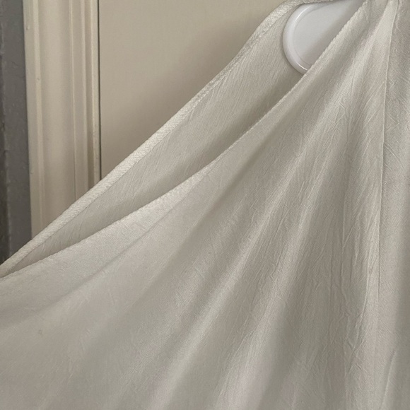 Forever 21 Cream Embroidered Women's Top - Picture 5 of 5